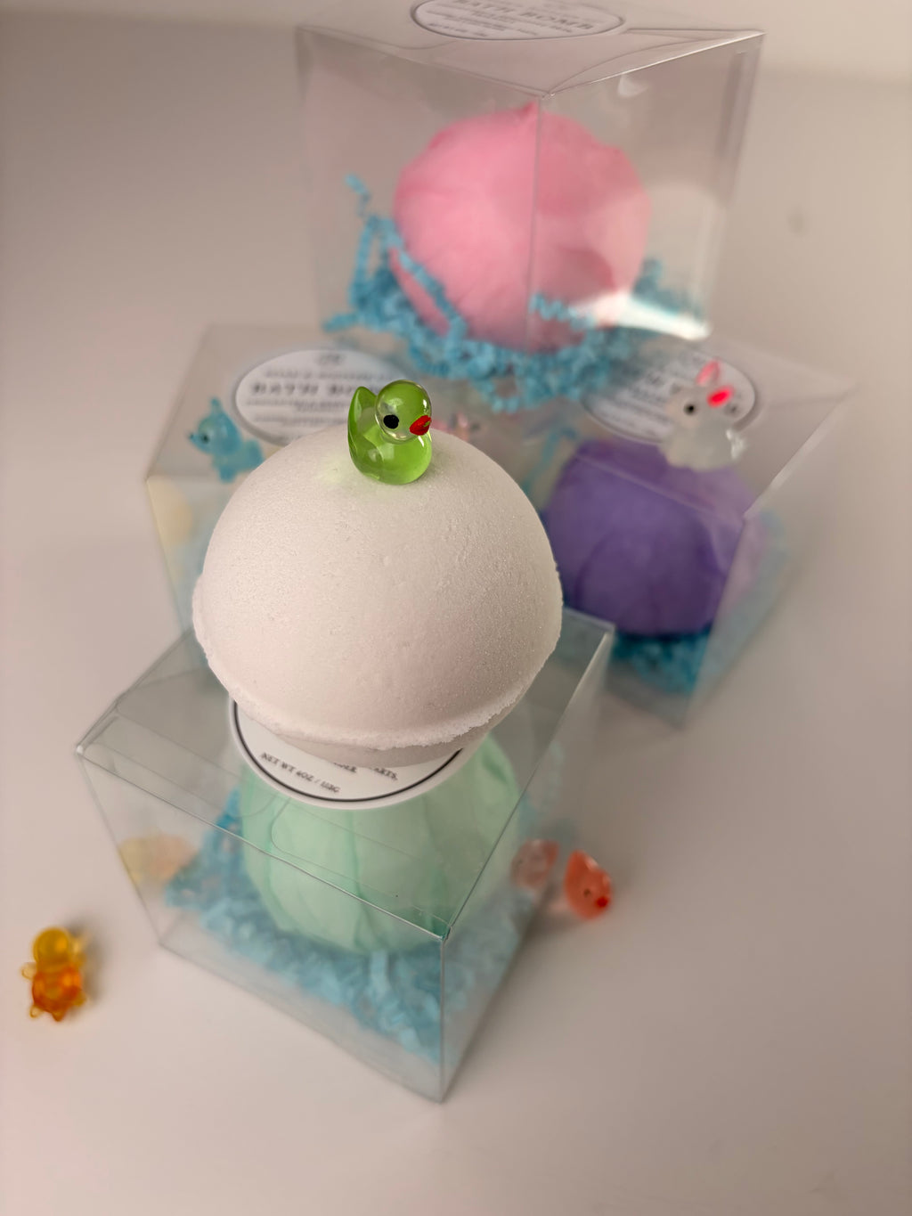 Gift Box Classic Unscented Sensitive Skin Friendly Sensory-Friendly Bath Bomb for  – Handpressed, 4.1 oz, Toy Surprise 🦄