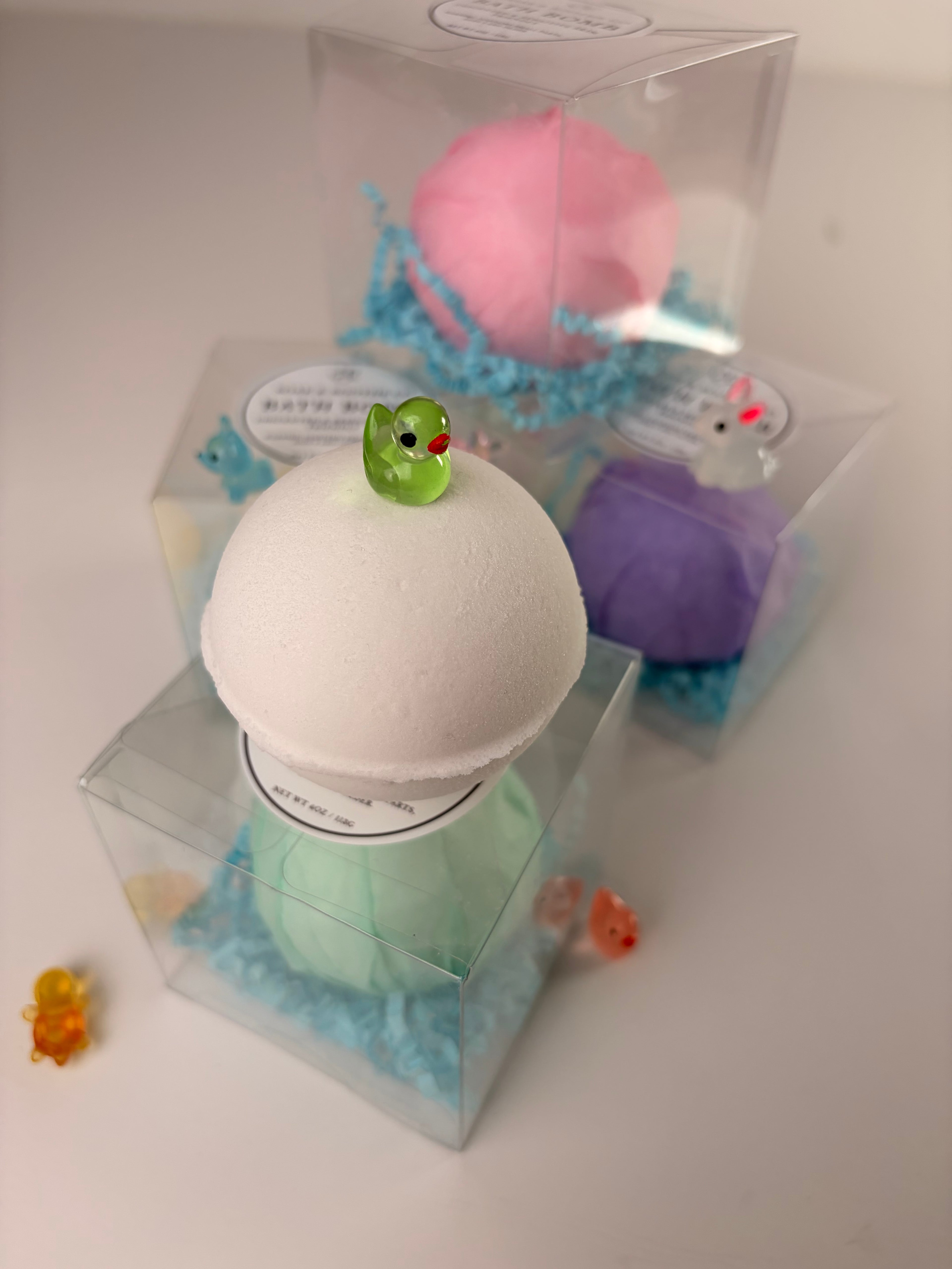 Gift Box Classic Unscented Sensitive Skin Friendly Sensory-Friendly Bath Bomb for  – Handpressed, 4.1 oz, Toy Surprise 🦄